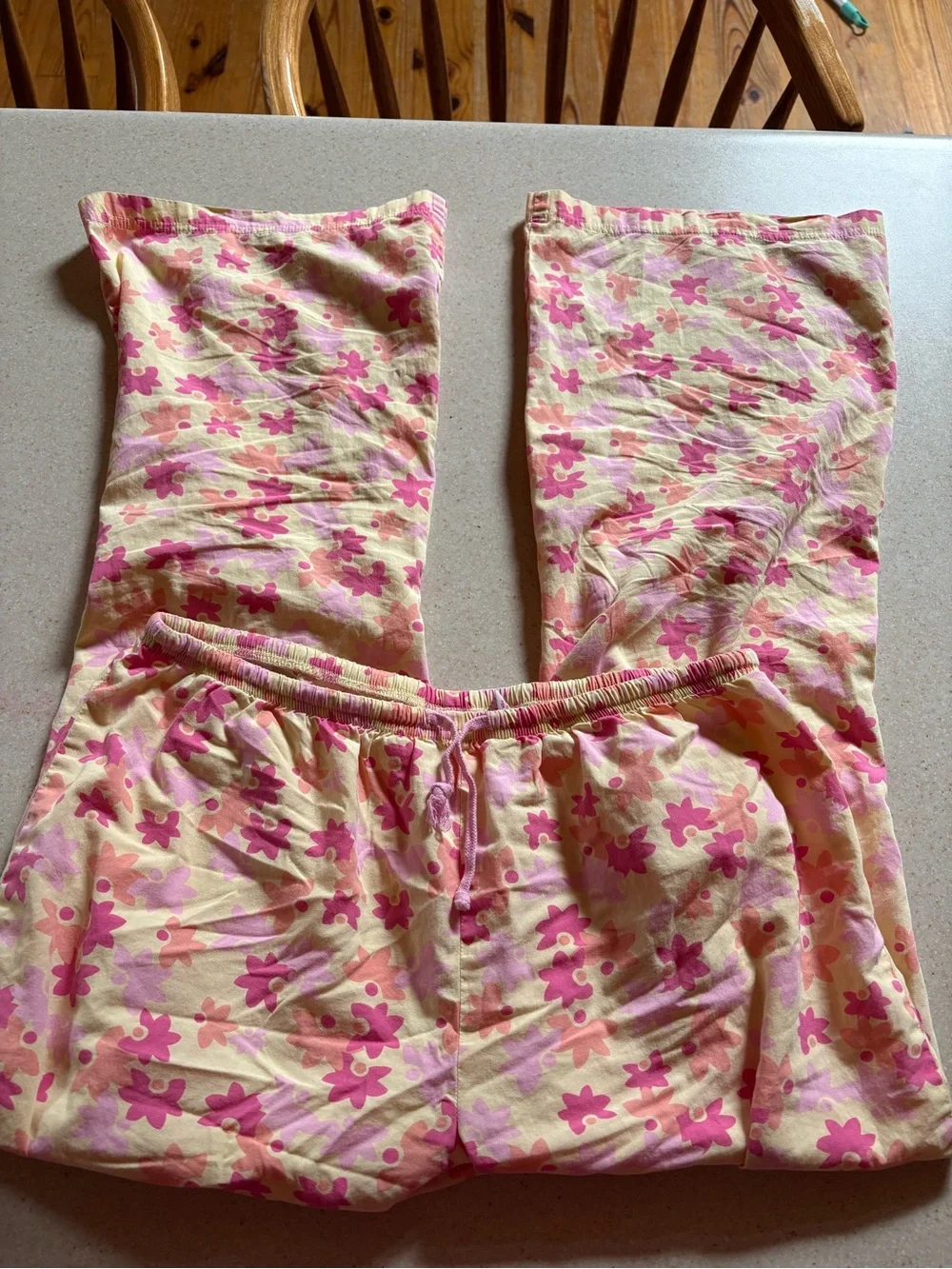 2000s Xhilaration Pink Floral Cream Pajama Pants